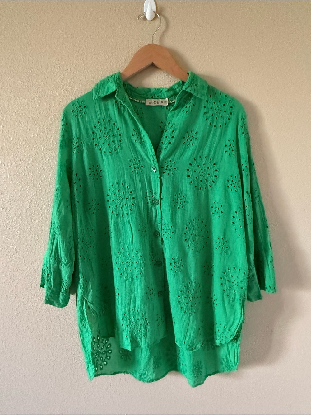 Women’s Green Eyelet Button-Down Shirt - Picture 2 of 7